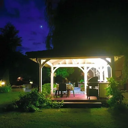 Oda ve Kahvaltı Le Domaine De Charlyne