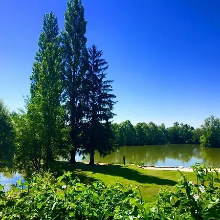 Oda ve Kahvaltı Le Domaine De Charlyne