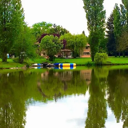 Panzió Le Domaine De Charlyne Saint-Andre-de-Corcy