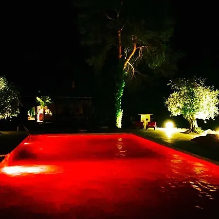 Le Domaine De Charlyne Panzió 3*