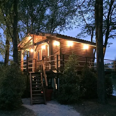 Le Domaine De Charlyne Panzió 3*